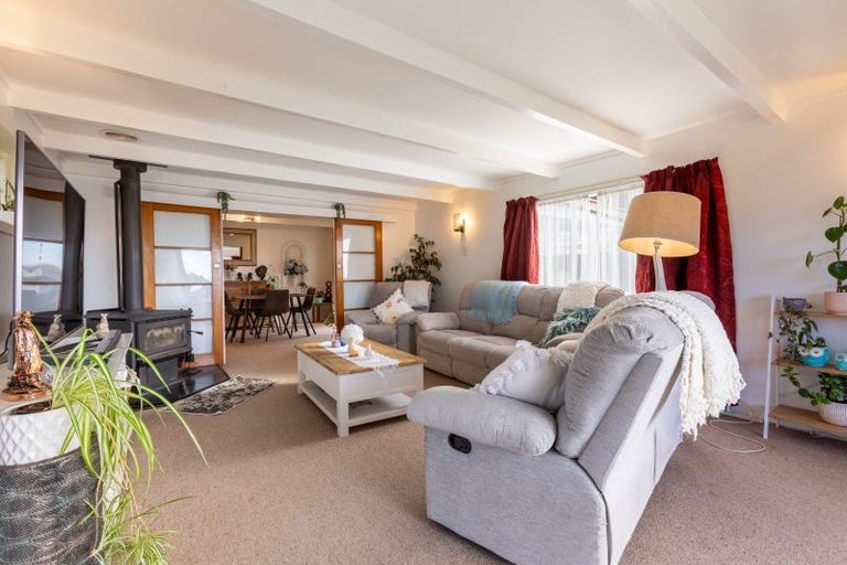 Photo of property in 15 Haswell Street, Eketahuna, 4900