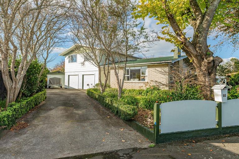 Photo of property in 12 Dawson Street, Pahiatua, 4910