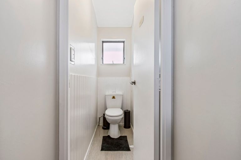Photo of property in 5 Magellan Place, Papatoetoe, Auckland, 2025