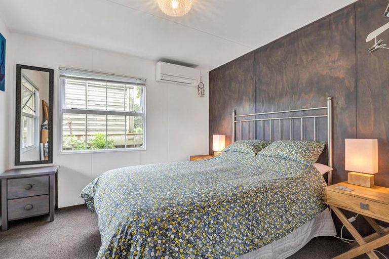 Photo of property in 16 Kawei Road, Ohawe, Hawera, 4671