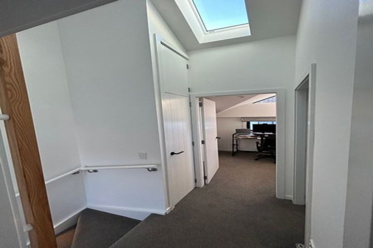 Photo of property in 82c Wallace Street, Mount Cook, Wellington, 6021