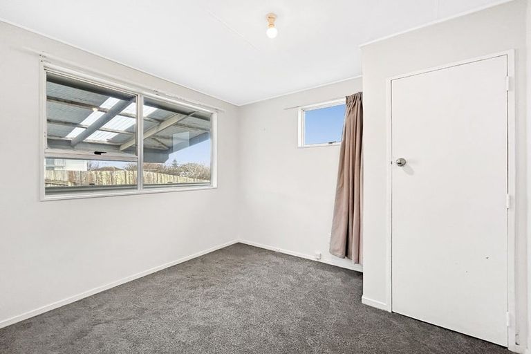 Photo of property in 27 Cross Street, Castlecliff, Whanganui, 4501