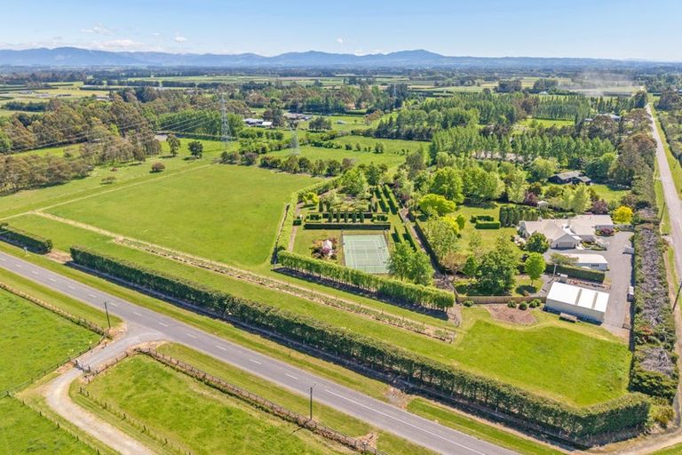 Photo of property in 1 Mcroberts Road, Ohoka, Rangiora, 7475