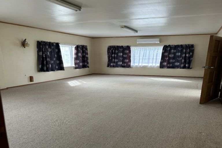 Photo of property in 135 Guppy Road, Taradale, Napier, 4112