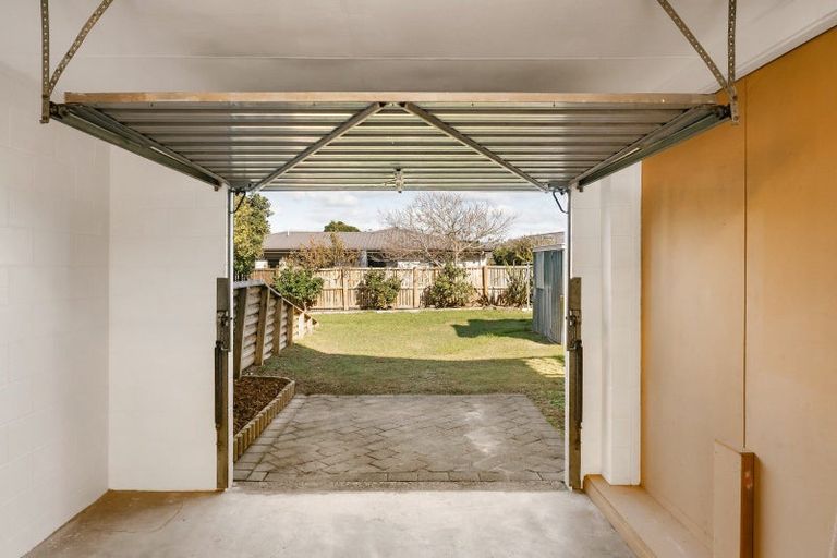 Photo of property in 678 Papamoa Beach Road, Papamoa Beach, Papamoa, 3118