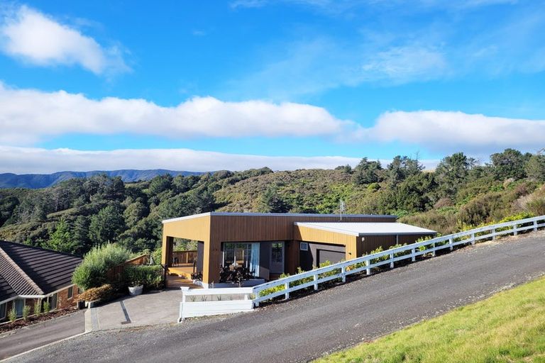 Photo of property in 47 Seymour Grove, Kingsley Heights, Upper Hutt, 5018