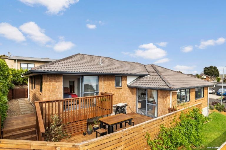 Photo of property in 9 Mcgowan Rise, Tuakau, 2121