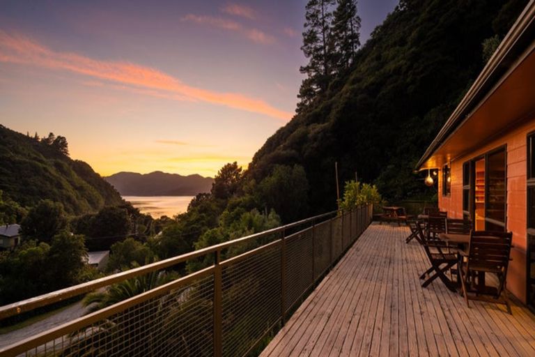 Photo of property in 1818 Port Underwood Road, Port Underwood, Picton, 7281