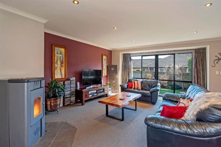 Photo of property in 7 Ladbrook Lane, Richmond, 7020