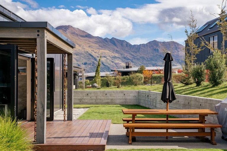 Photo of property in 5 Mills Road, Wanaka, 9305
