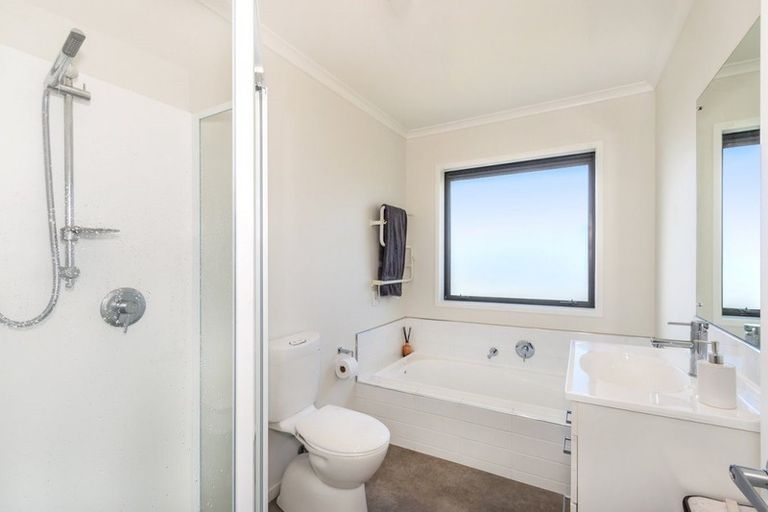 Photo of property in 61 Farnborough Way, Rolleston, 7615