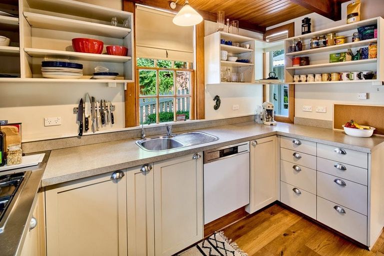 Photo of property in 28 Ascot Street, Thorndon, Wellington, 6011