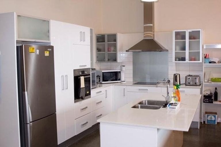 Photo of property in 25u4 Home Street, Mount Victoria, Wellington, 6011