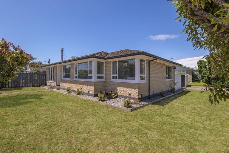 Photo of property in 34 Jollie Street, Linwood, Christchurch, 8062