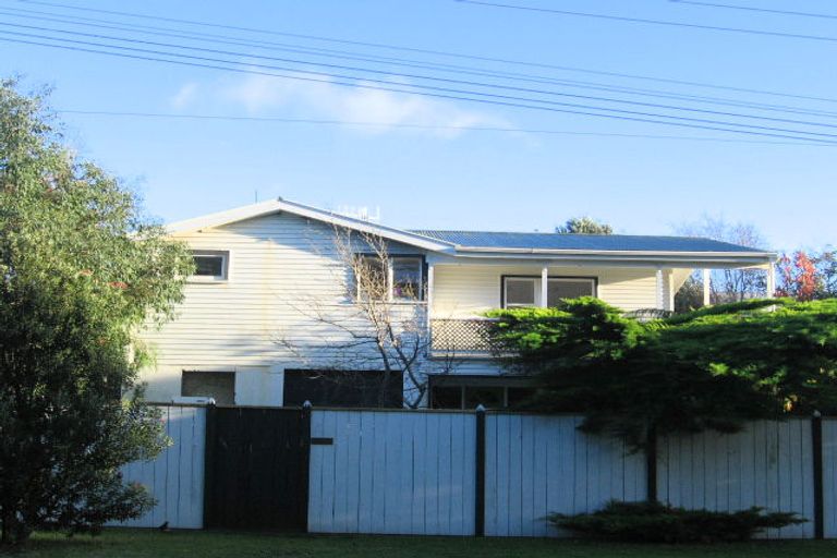 Photo of property in 97 Golf Road, Paraparaumu Beach, Paraparaumu, 5032