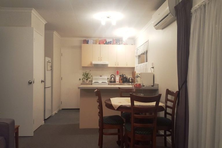Photo of property in 19 Hauraki Crescent, Pinehill, Auckland, 0632
