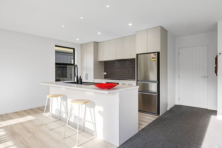 Photo of property in 43 Henshaw Street, Woodend, 7610