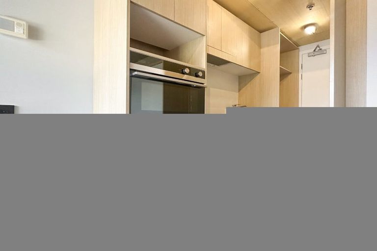 Photo of property in Vedado Apartments, 208/41u Hopper Street, Mount Cook, Wellington, 6011