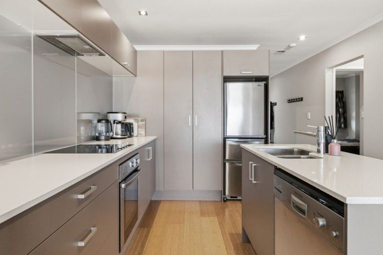 Photo of property in 277 Maunganui Road, Mount Maunganui, 3116