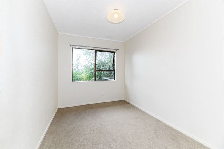 Photo of property in 2/38 Leo Street, Glen Eden, Auckland, 0602