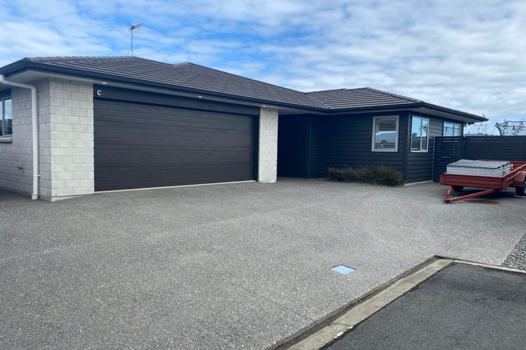 Photo of property in 3 Christow Court, Paraparaumu, 5032