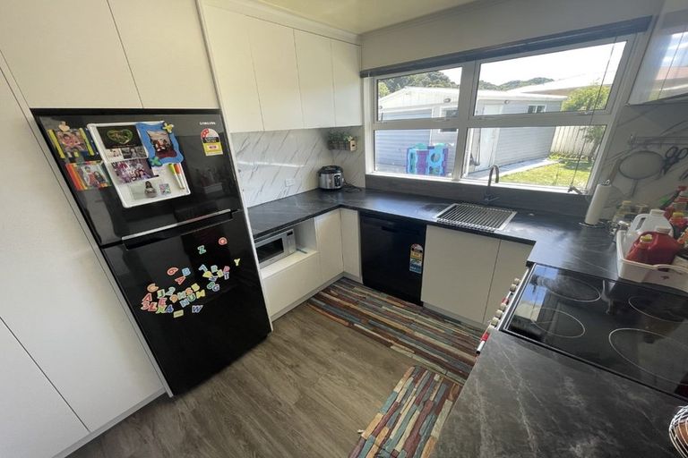 Photo of property in 24 Kairanga Crescent, Wainuiomata, Lower Hutt, 5014