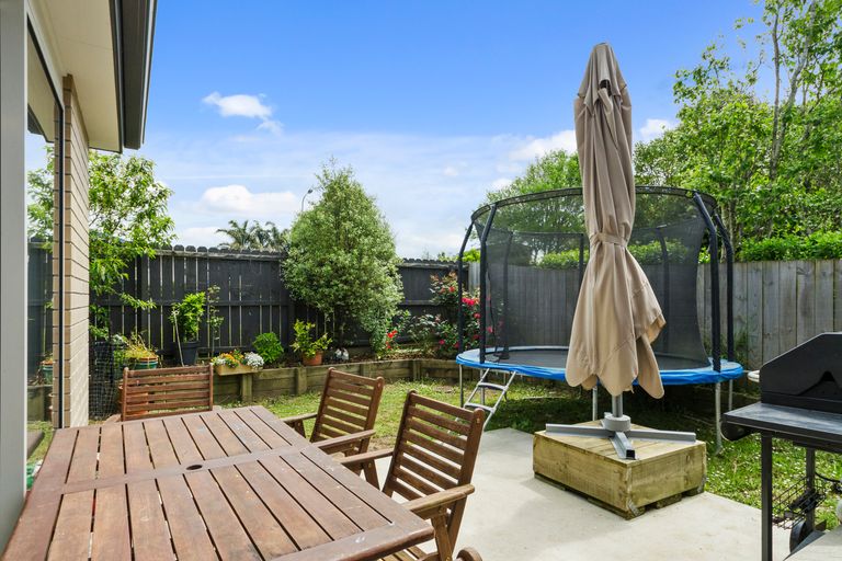 Photo of property in 2 Puriri Road, Pukekohe, 2120