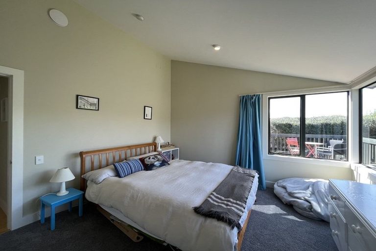 Photo of property in 66 Joseph Banks Drive, Whitby, Porirua, 5024
