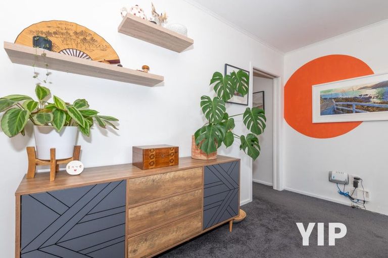 Photo of property in 7 Catherine Crescent, Paparangi, Wellington, 6037