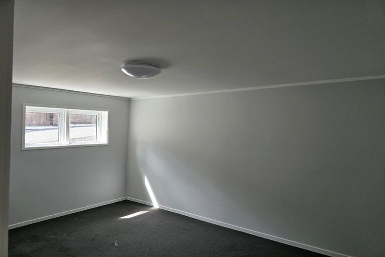 Photo of property in 70 Clevedon Road, Papakura, 2110