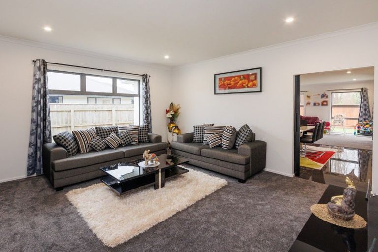 Photo of property in 12 Ivy Lane, Kelvin Grove, Palmerston North, 4414