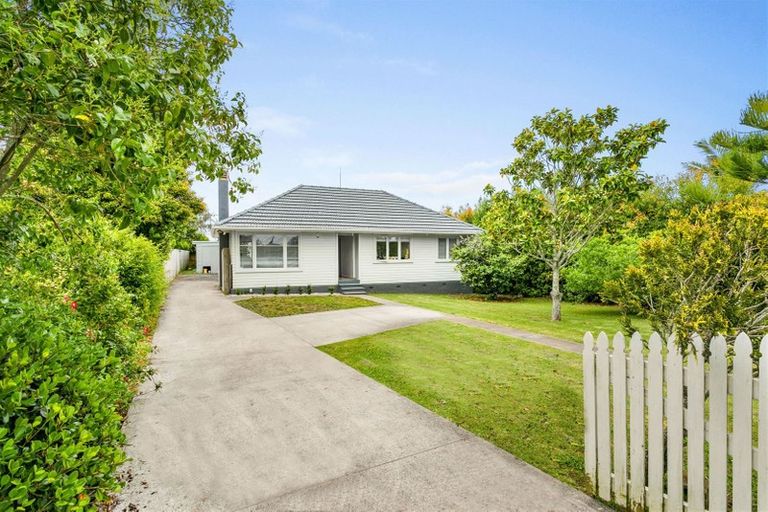 Photo of property in 95 Kervil Avenue, Te Atatu Peninsula, Auckland, 0610