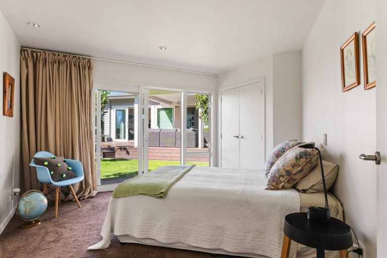 Photo of property in 41 Moana Road, Okitu, Gisborne, 4010
