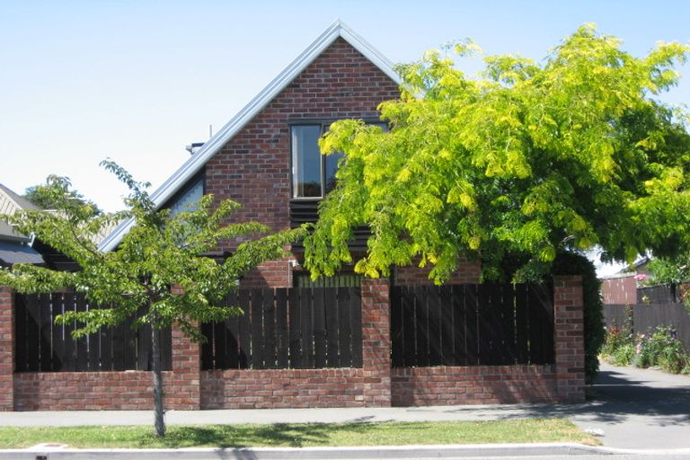 Photo of property in 64 Merivale Lane, Merivale, Christchurch, 8014