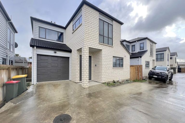 Photo of property in 16c Kelvin Road, Papakura, 2110