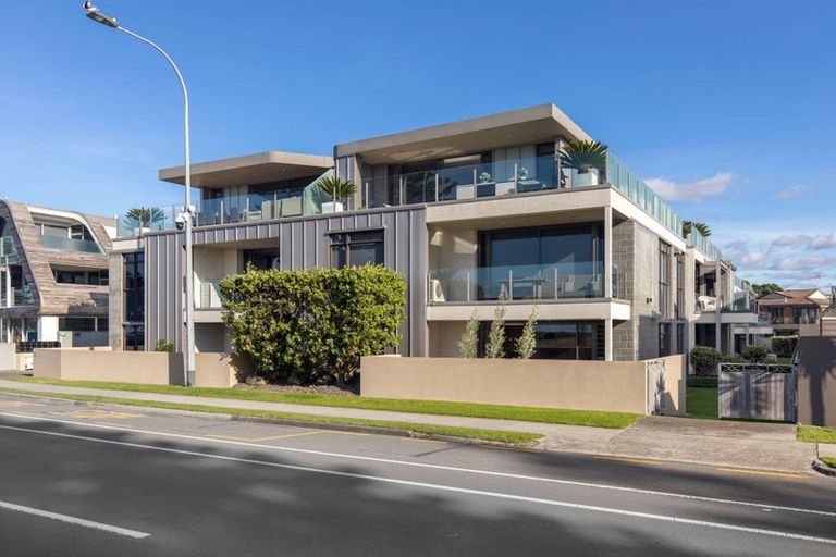 Photo of property in 1/48 Marine Parade, Mount Maunganui, 3116