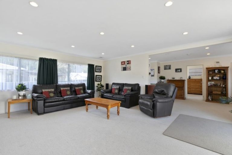 Photo of property in 5a Kilkenny Grove, Wainuiomata, Lower Hutt, 5014