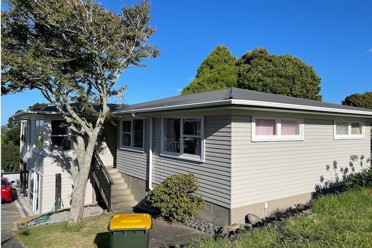 Photo of property in 6 Hartley Terrace, Massey, Auckland, 0614
