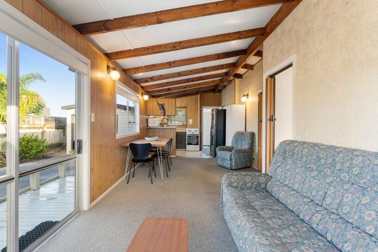 Photo of property in 316 Linton Crescent, Whangamata, 3620