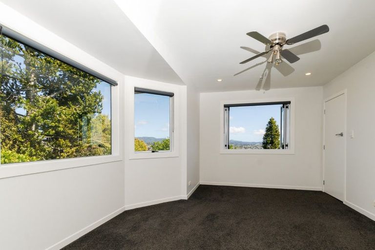 Photo of property in 35 Pleasant Road, Glen Eden, Auckland, 0602