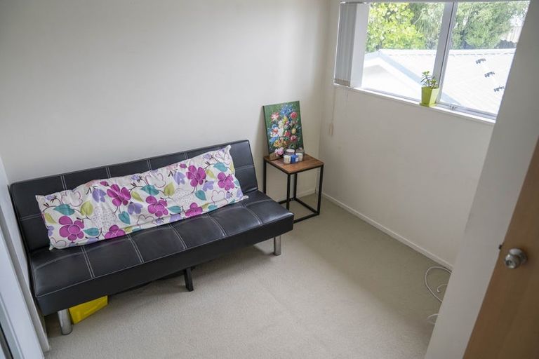 Photo of property in 13 Gala Place, Henderson, Auckland, 0612