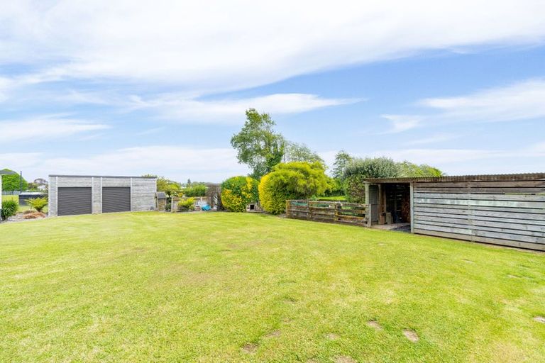 Photo of property in 16 Ryder Crescent, Levin, 5510