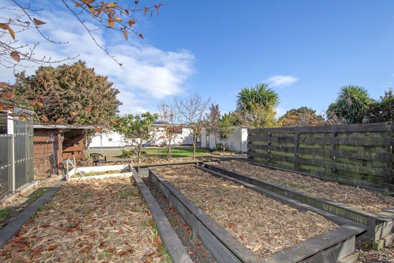 Photo of property in 11 Gilbert Street, Amberley, 7410
