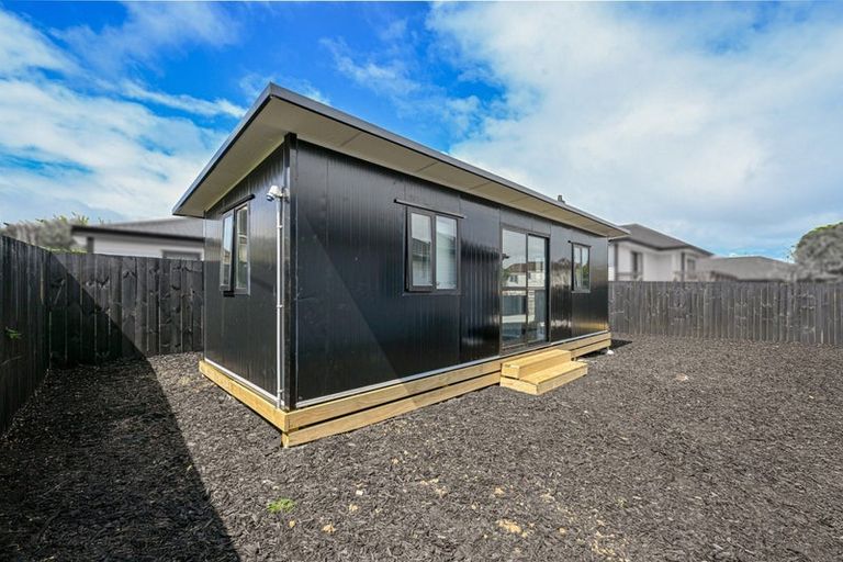 Photo of property in 15 Tindall Crescent, Otara, Auckland, 2023