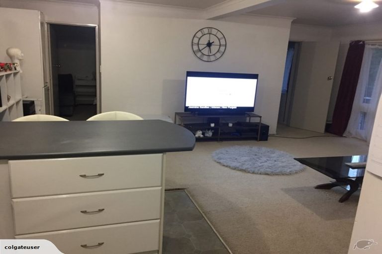 Photo of property in 1/422 Hibiscus Coast Highway, Orewa, 0931