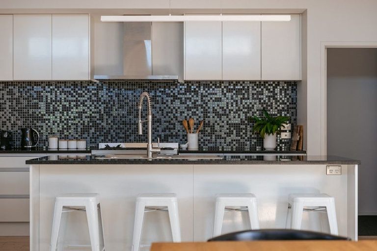 Photo of property in 19 Selliera Place, Papamoa Beach, Papamoa, 3118
