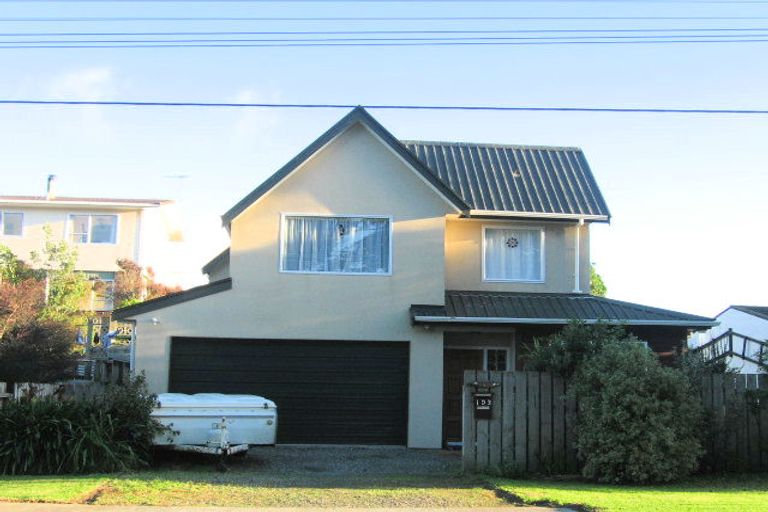 Photo of property in 97 Golf Road, Paraparaumu Beach, Paraparaumu, 5032