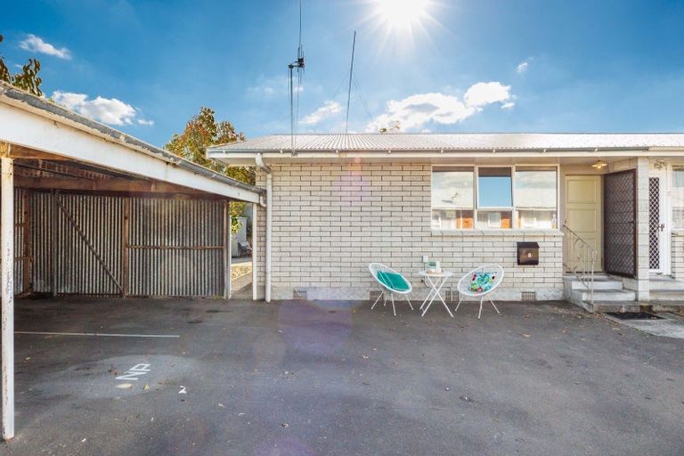 Photo of property in 8 Kiwi Court, Roslyn, Palmerston North, 4414