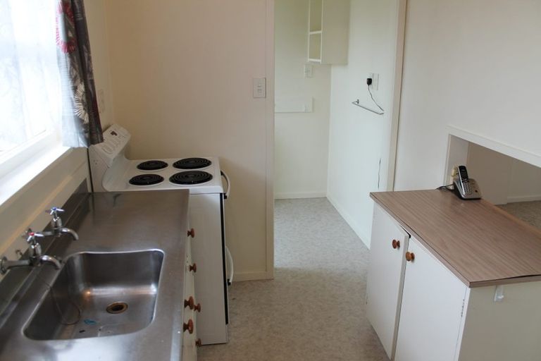 Photo of property in 6 King Edward Avenue, Papakura, 2110