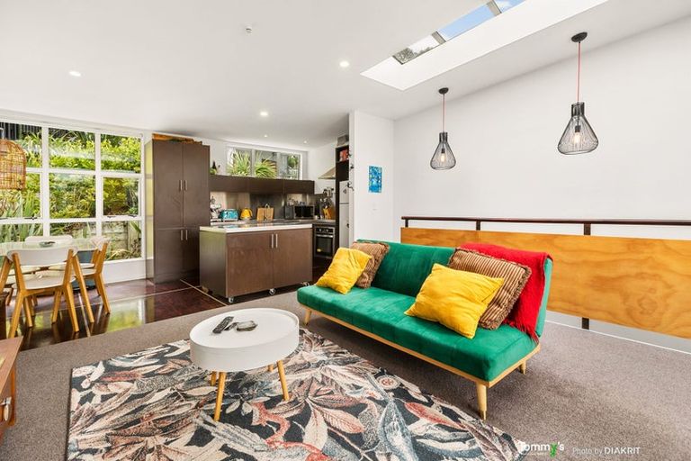 Photo of property in 306u3 Evans Bay Parade, Hataitai, Wellington, 6021
